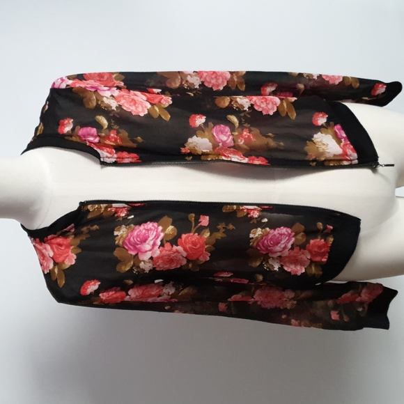 Zara Basic black floral semi transparentTop Size S - Picture 12 of 12